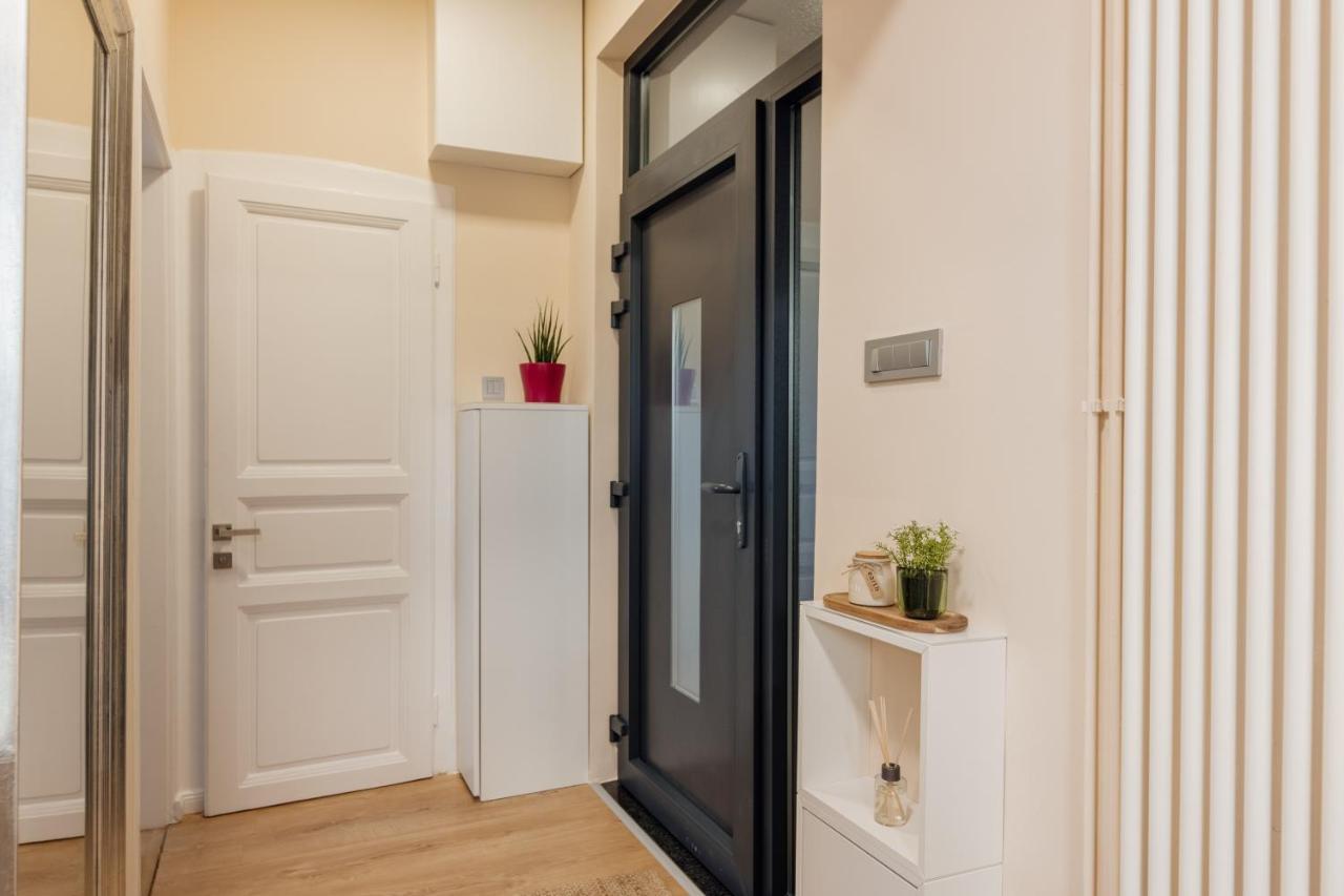 Mm Apartment Zagreb Exterior photo